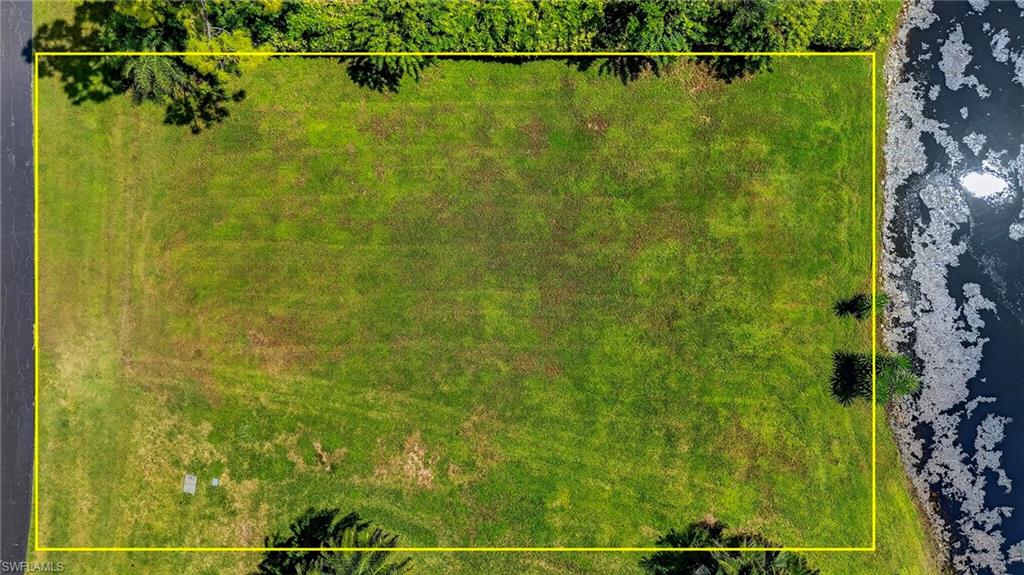 SPANISH WELLS - Land