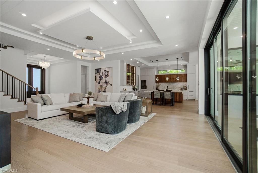 OLDE NAPLES - Residential