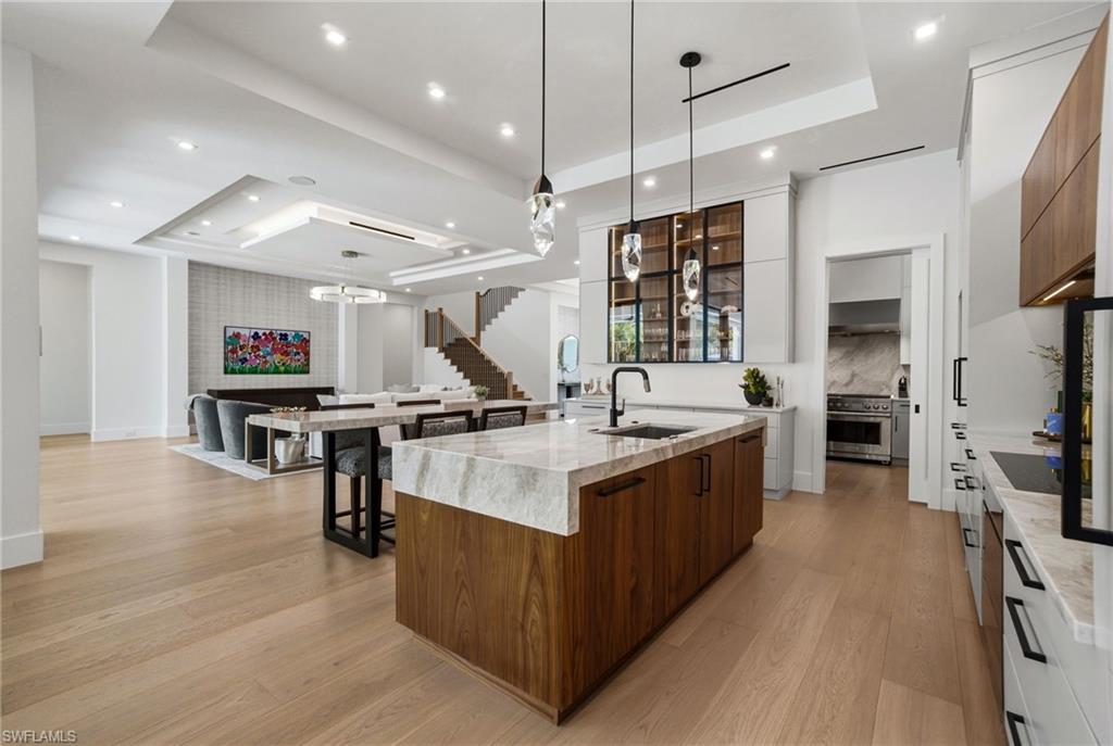 OLDE NAPLES - Residential