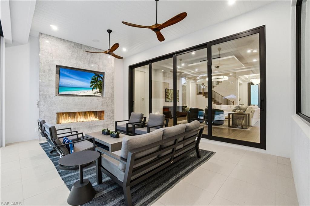 OLDE NAPLES - Residential