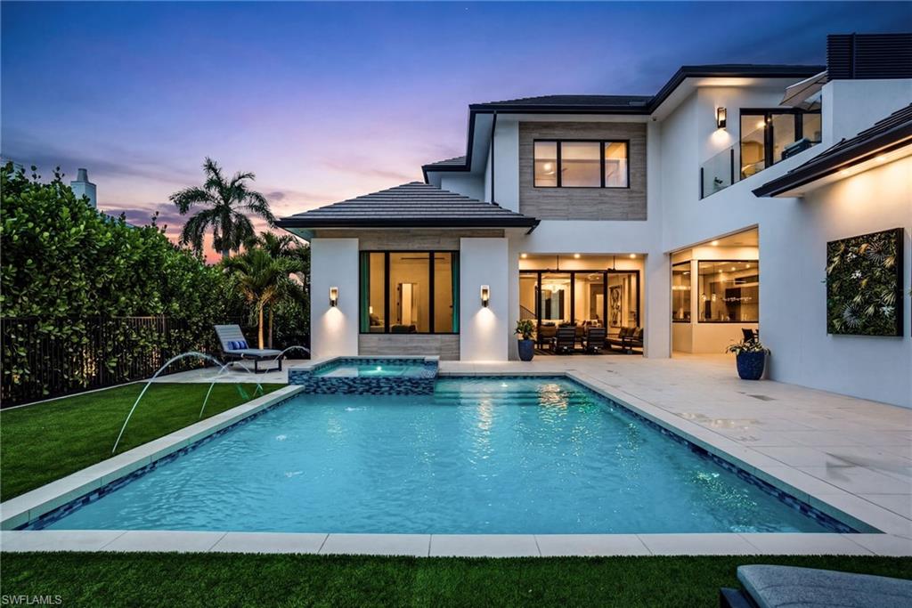 OLDE NAPLES - Residential