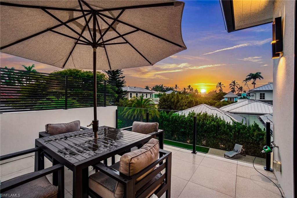 OLDE NAPLES - Residential