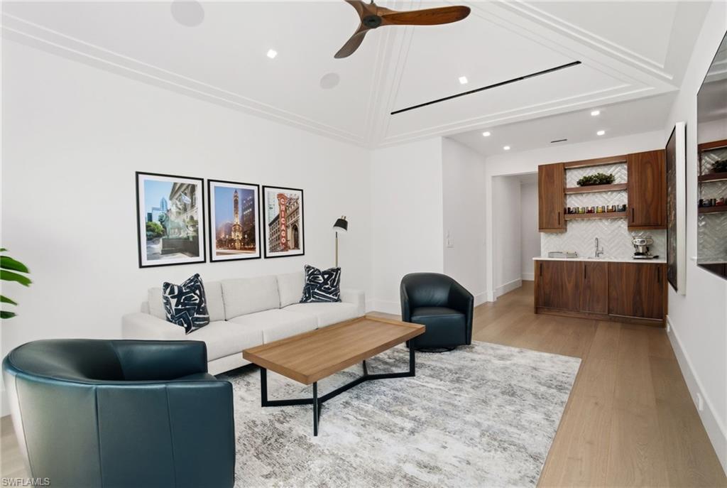 OLDE NAPLES - Residential