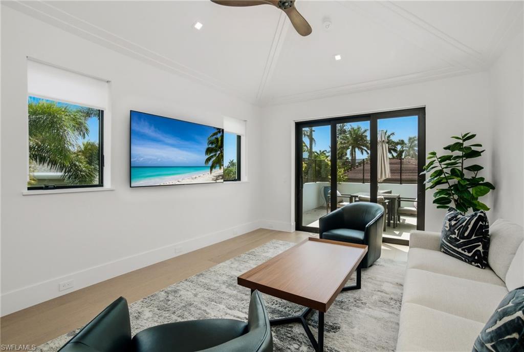 OLDE NAPLES - Residential