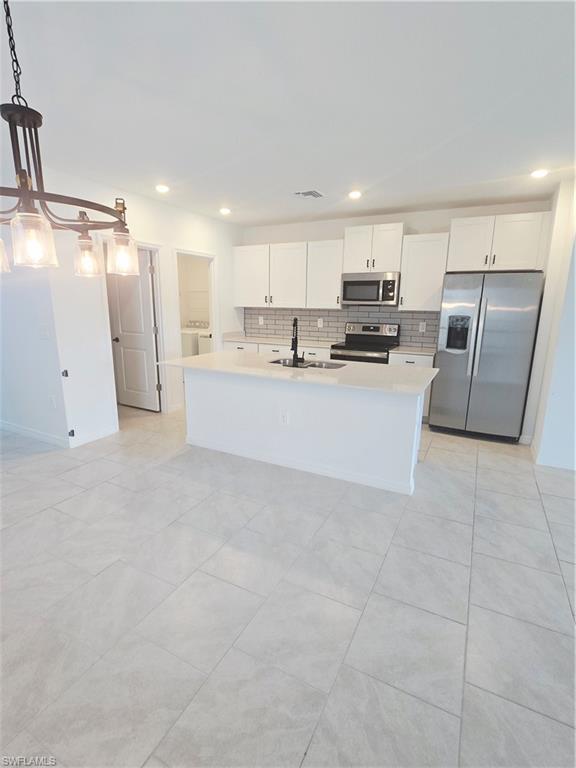 SAVANNA LAKES - Residential