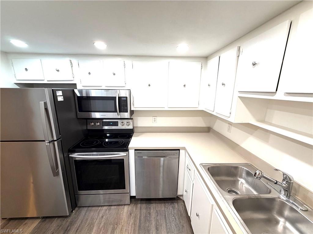 WINDSOR WEST - Residential Lease