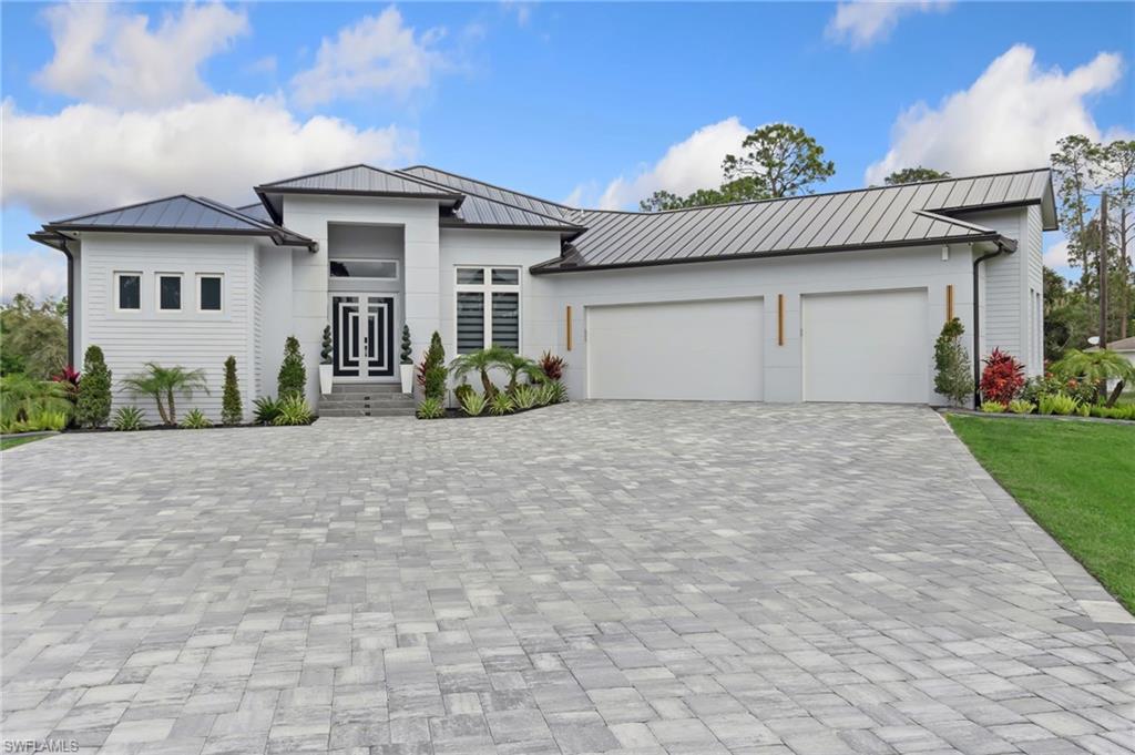 GOLDEN GATE ESTATES - Residential