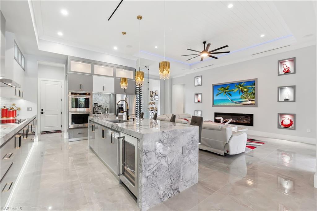 GOLDEN GATE ESTATES - Residential