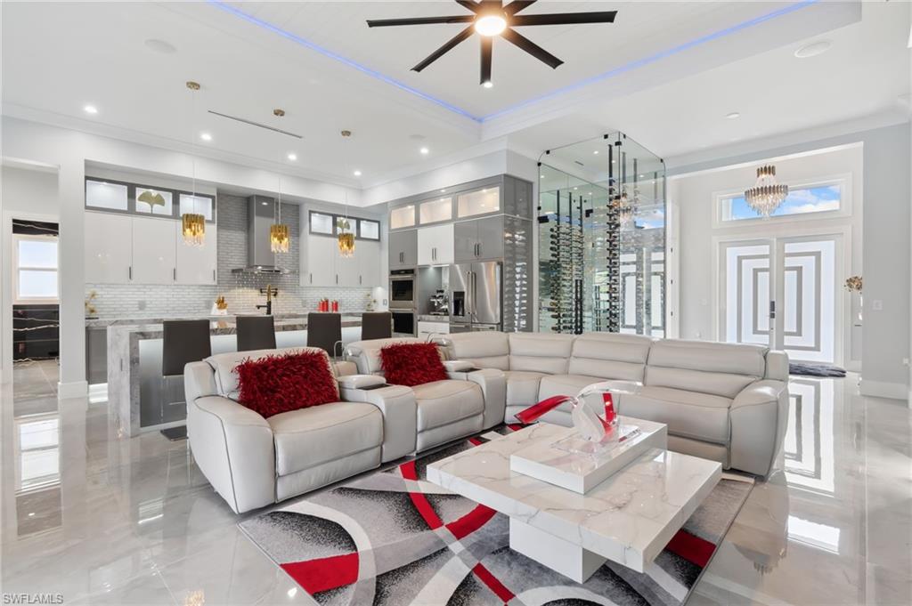 GOLDEN GATE ESTATES - Residential