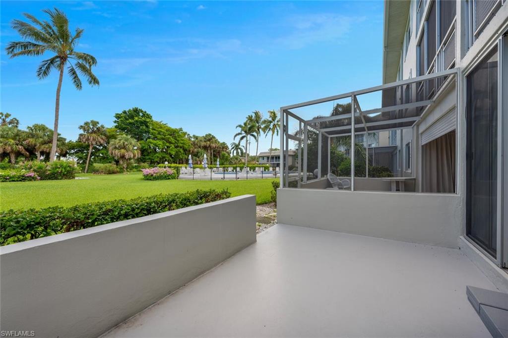 MONTEGO MANOR - Residential