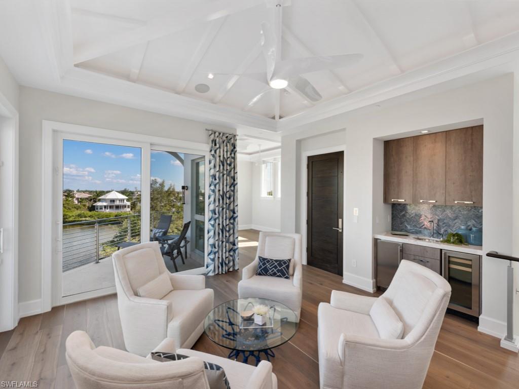 BAYFRONT GARDENS - Residential