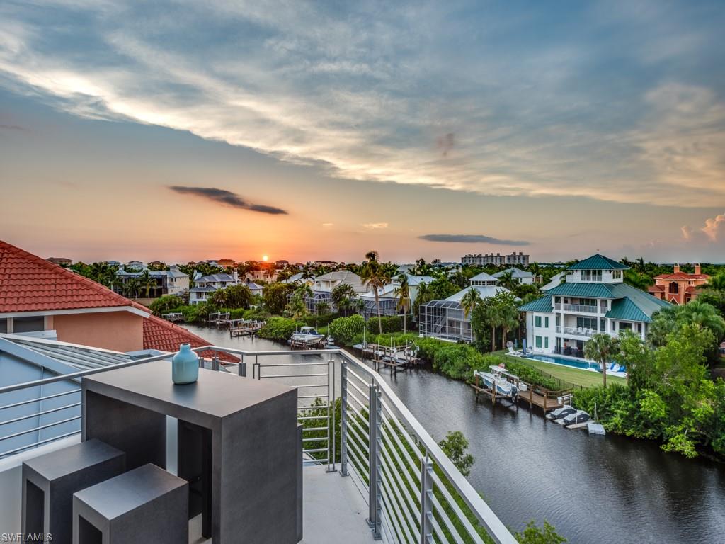 BAYFRONT GARDENS - Residential