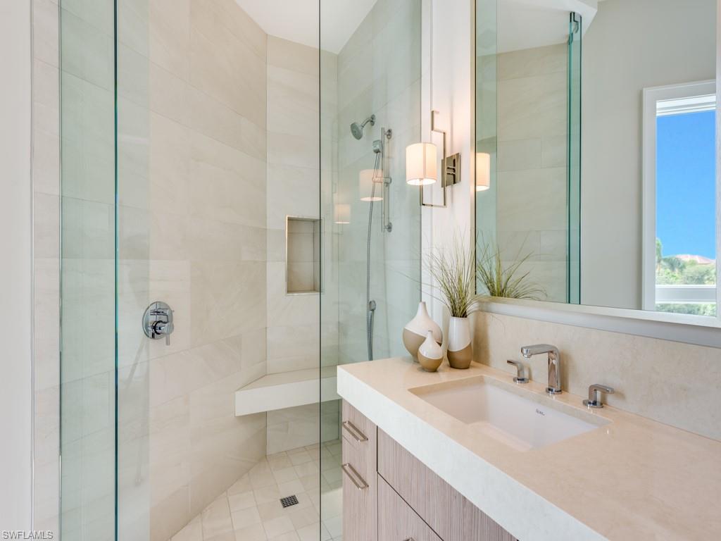 BAYFRONT GARDENS - Residential