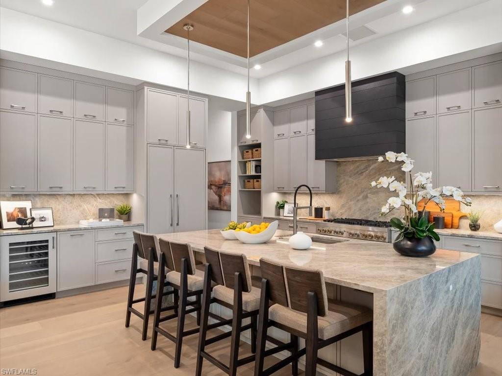 LIVINGSTON WOODS - Residential