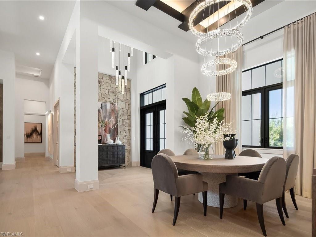 LIVINGSTON WOODS - Residential