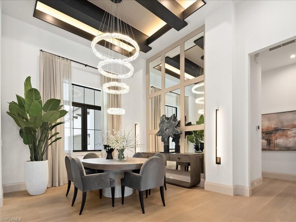 LIVINGSTON WOODS - Residential