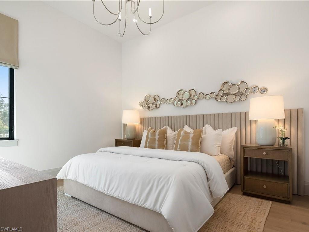 LIVINGSTON WOODS - Residential