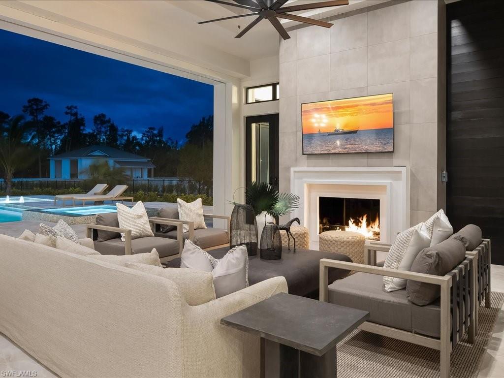 LIVINGSTON WOODS - Residential