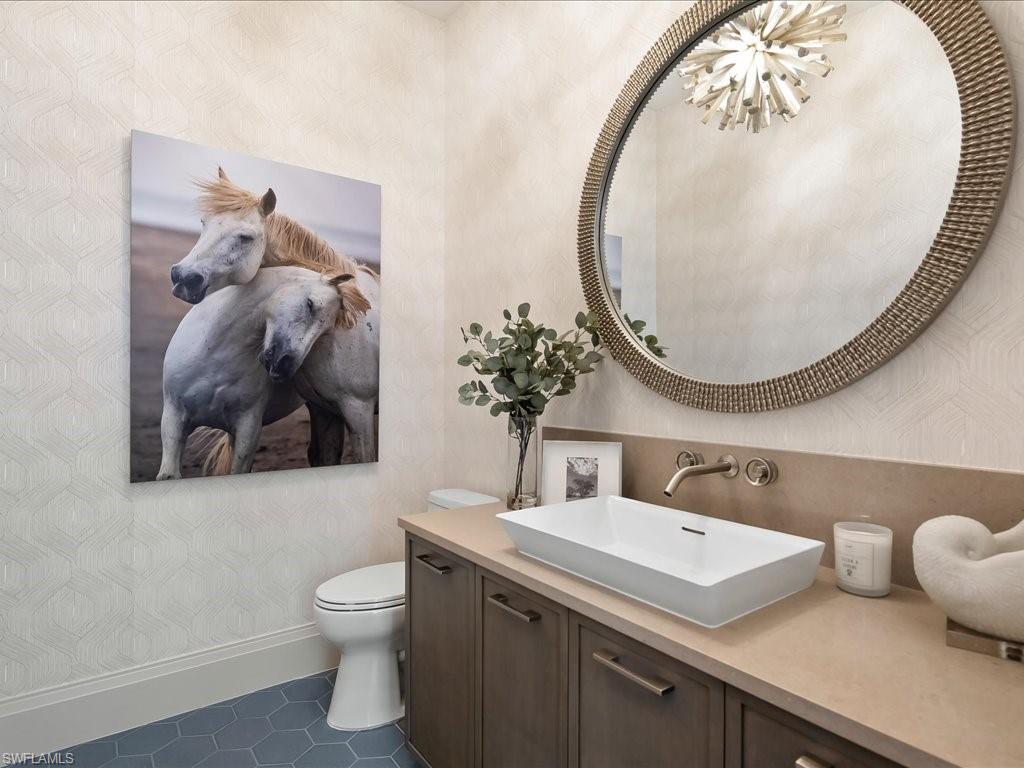 LIVINGSTON WOODS - Residential