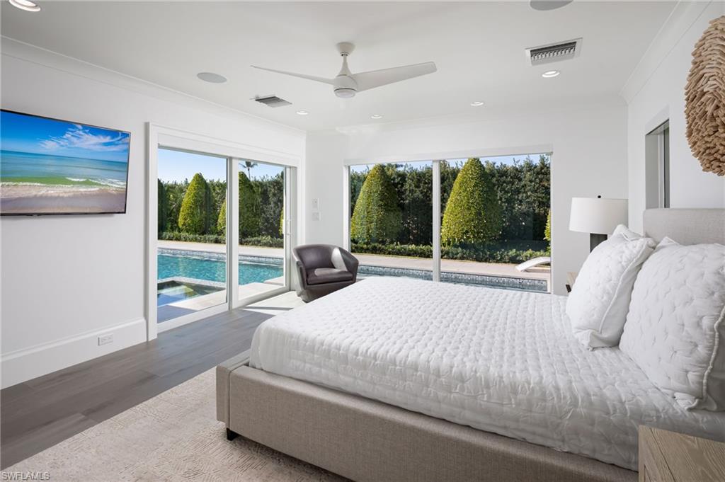 PARK SHORE - Residential