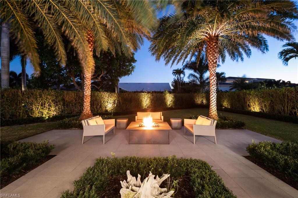 PARK SHORE - Residential