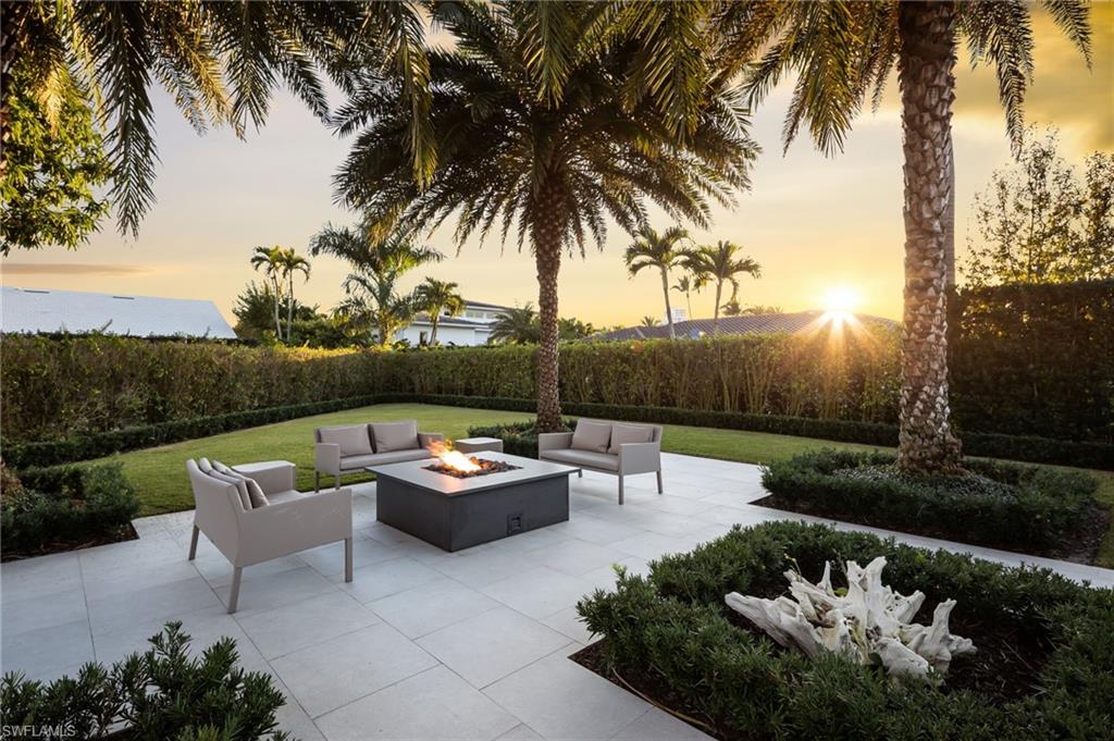 PARK SHORE - Residential