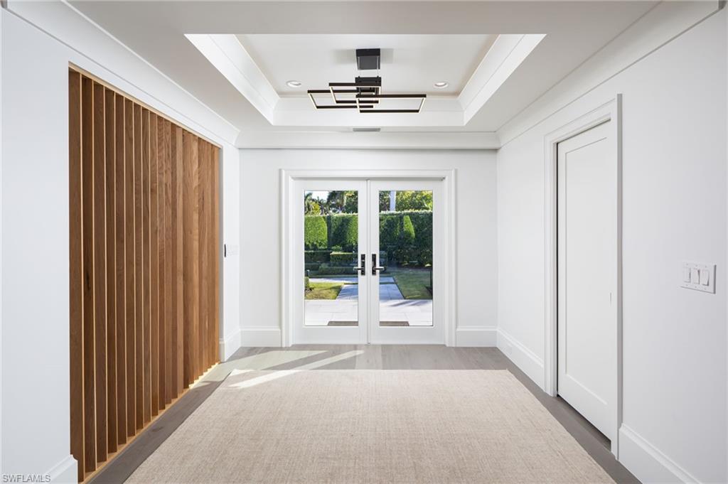 PARK SHORE - Residential