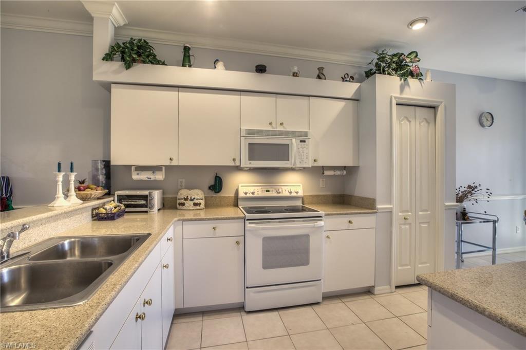 STONEYBROOK - Residential