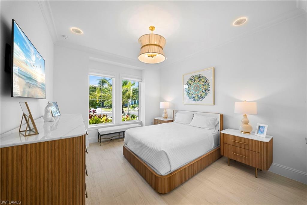 ISLES OF COLLIER PRESERVE - Residential