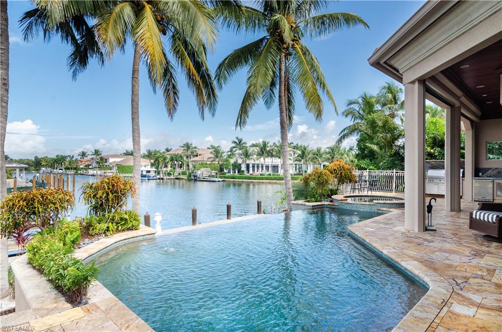 AQUALANE SHORES - Residential