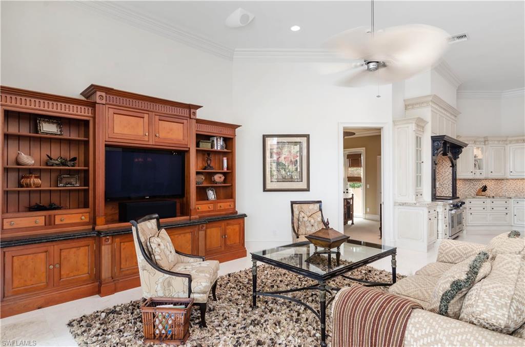 AQUALANE SHORES - Residential