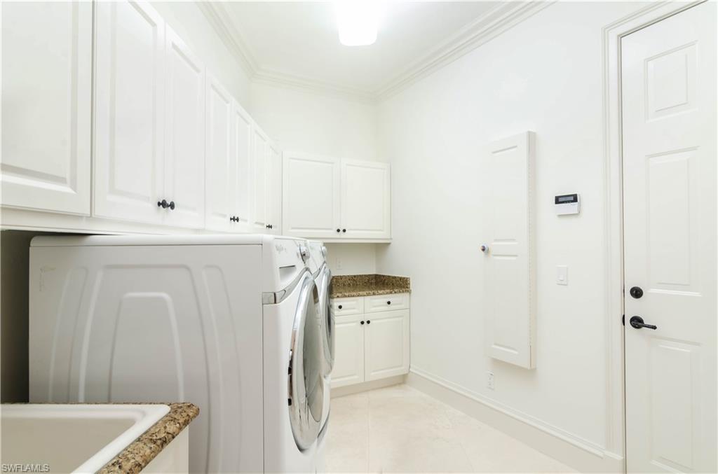 AQUALANE SHORES - Residential