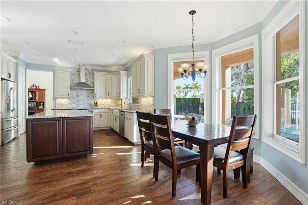 SATURNIA LAKES - Residential