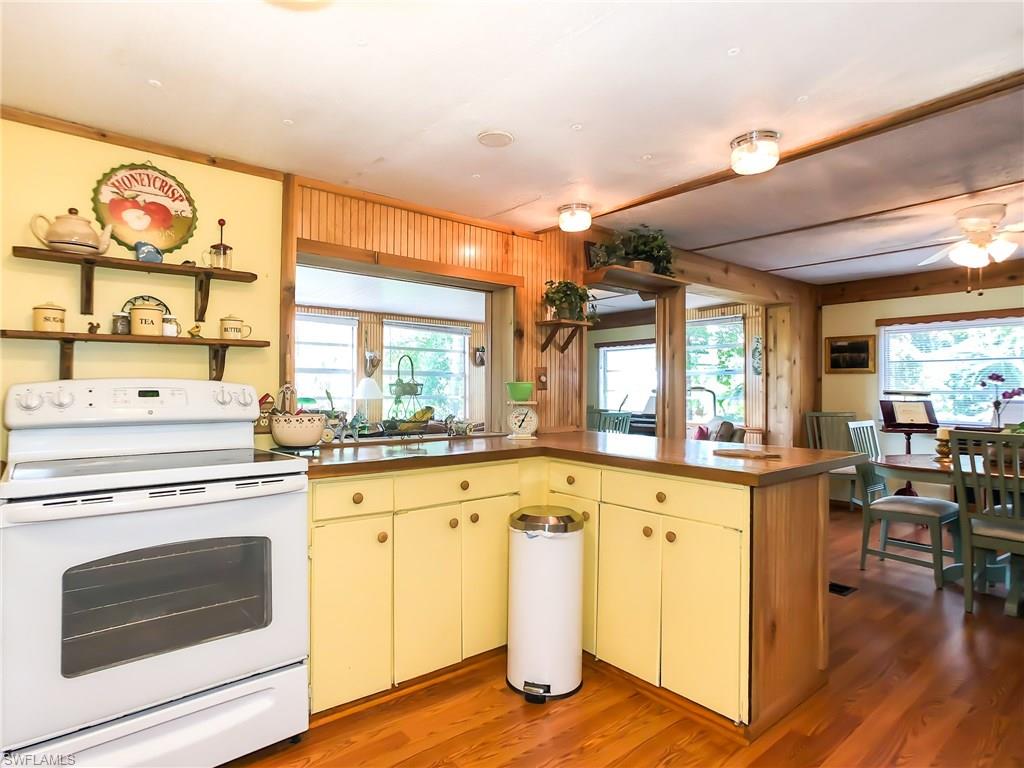 BROADWAY MOBILE HOME VILLAGE - Residential