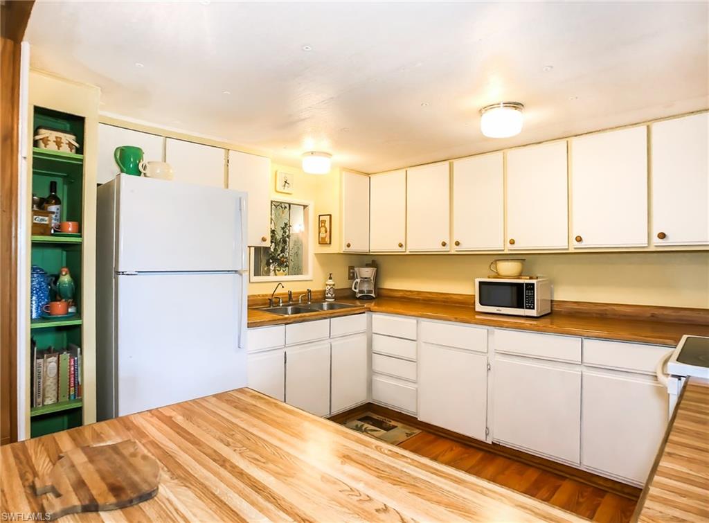 BROADWAY MOBILE HOME VILLAGE - Residential