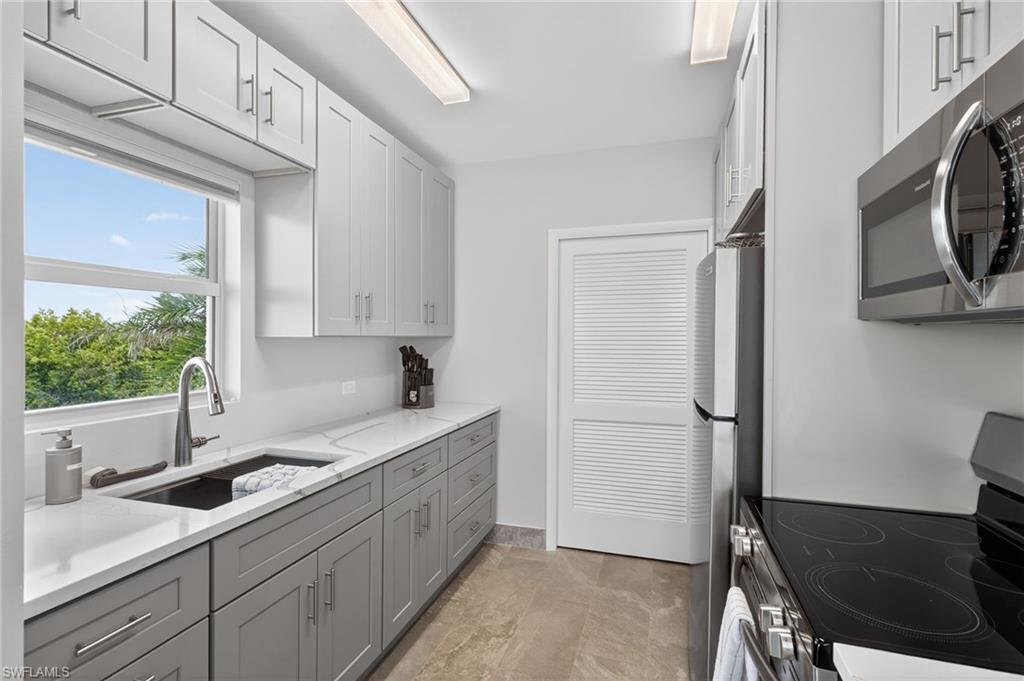 ISLAND REEF CLUB - Residential