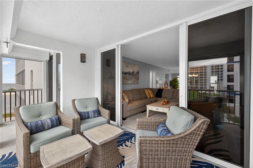 ISLAND REEF CLUB - Residential