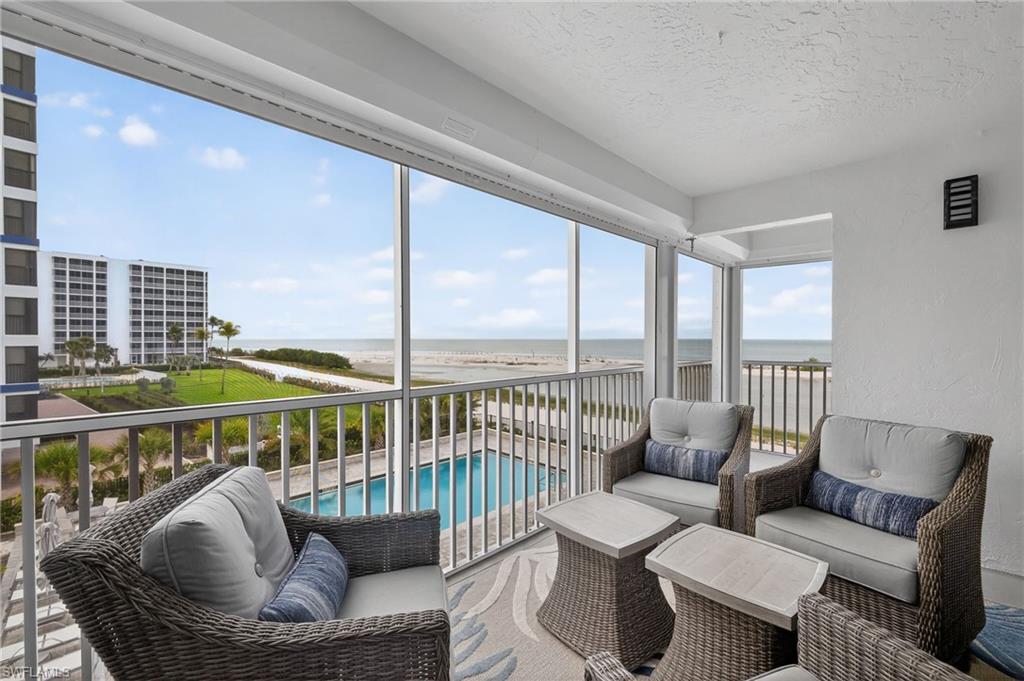 ISLAND REEF CLUB - Residential