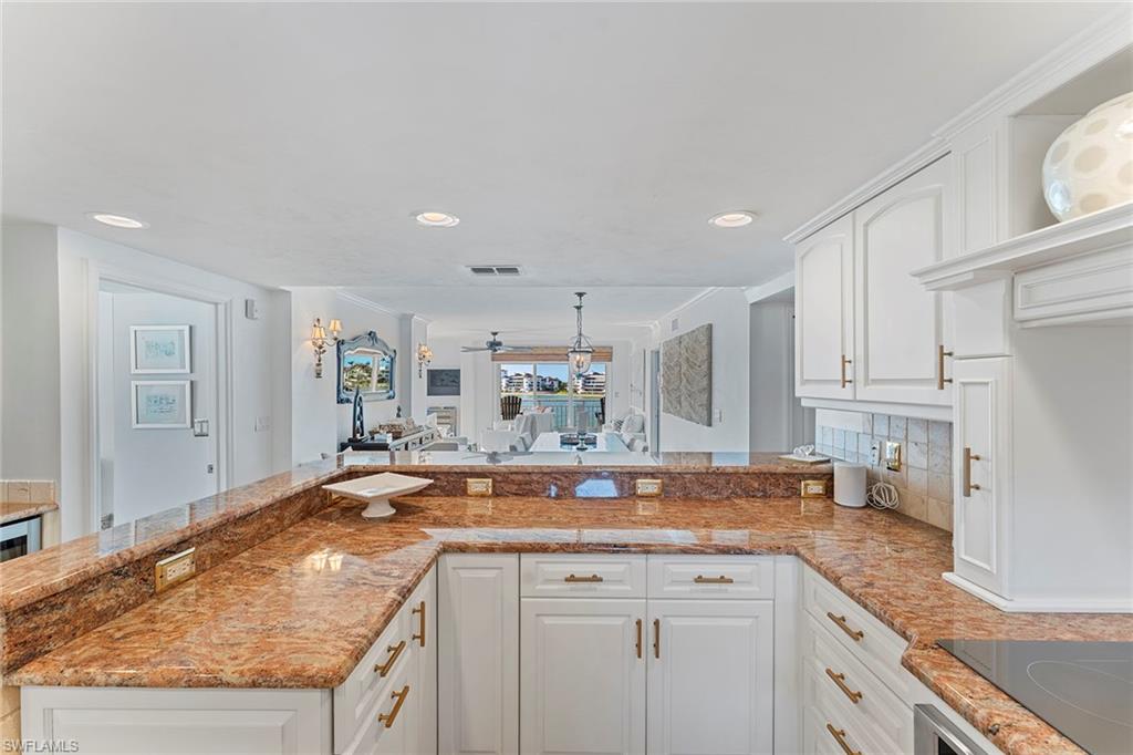 VILLE DE MARCO - Residential