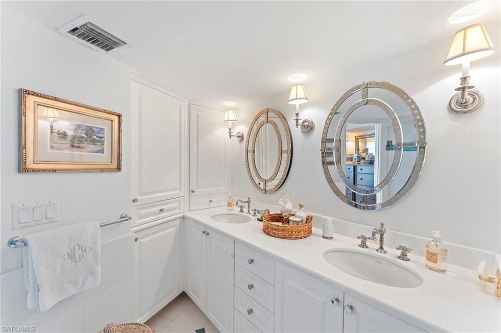 VILLE DE MARCO - Residential