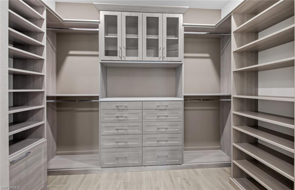 TERRAWALK - Residential