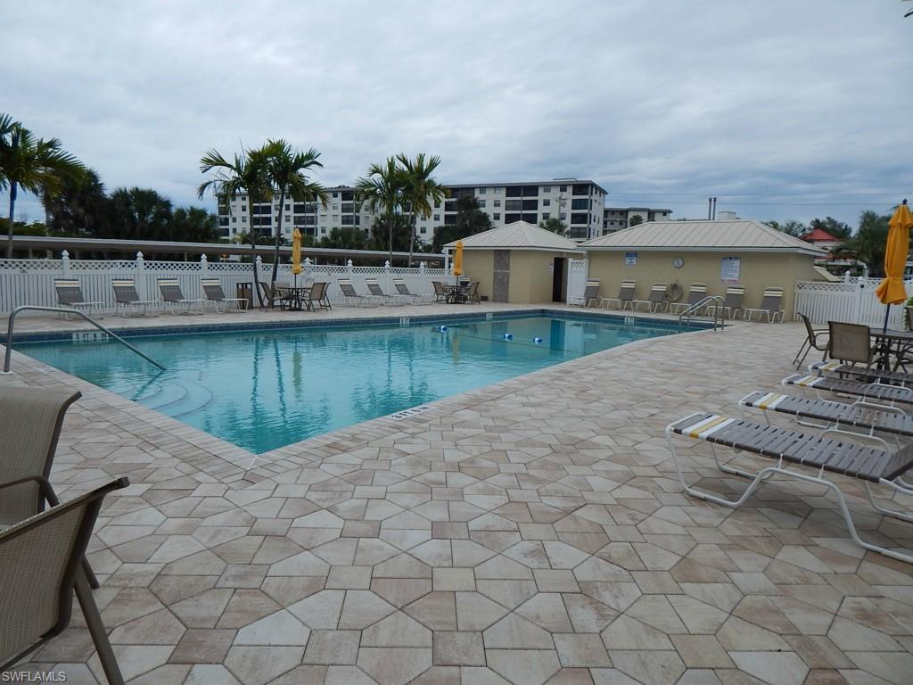 SAND CAPER - Residential