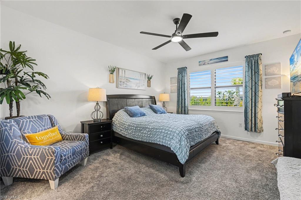 HAMPTON LAKES - Residential