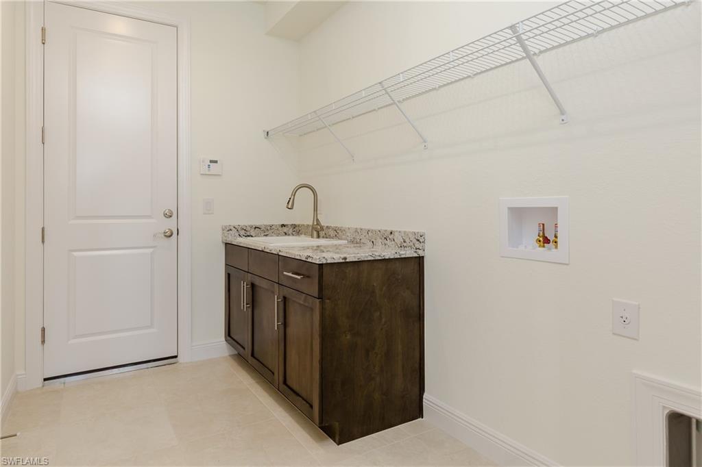 ROYAL TEE COUNTRY CLUB ESTATES - Residential