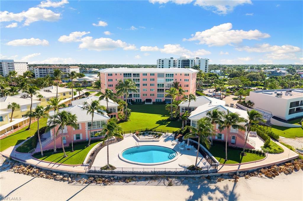 SHORES OF NAPLES - Residential