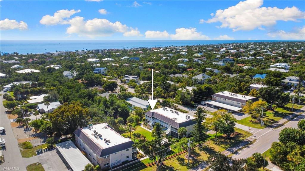 CAPTAINS WALK - Residential