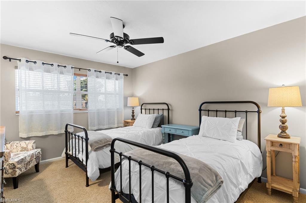 CAPTAINS WALK - Residential