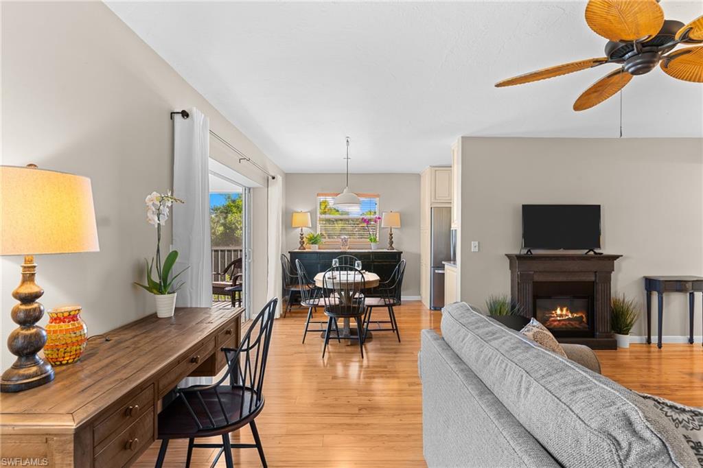 CAPTAINS WALK - Residential