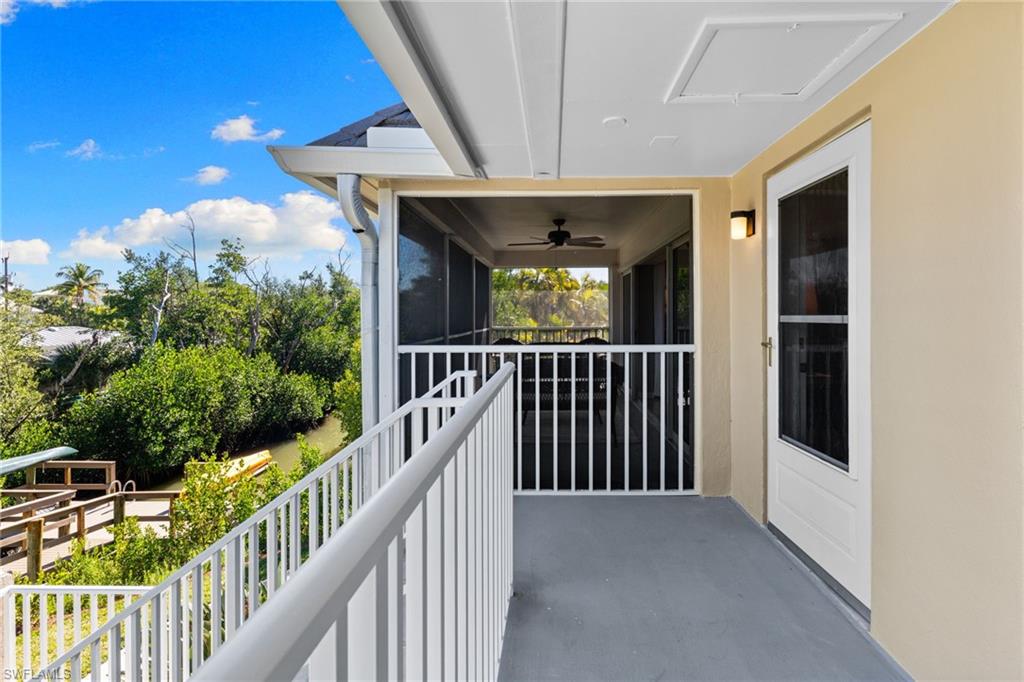 CAPTAINS WALK - Residential