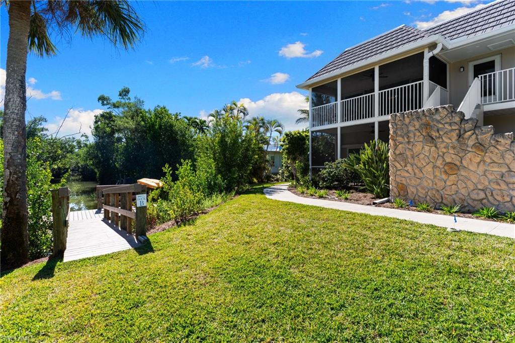 CAPTAINS WALK - Residential